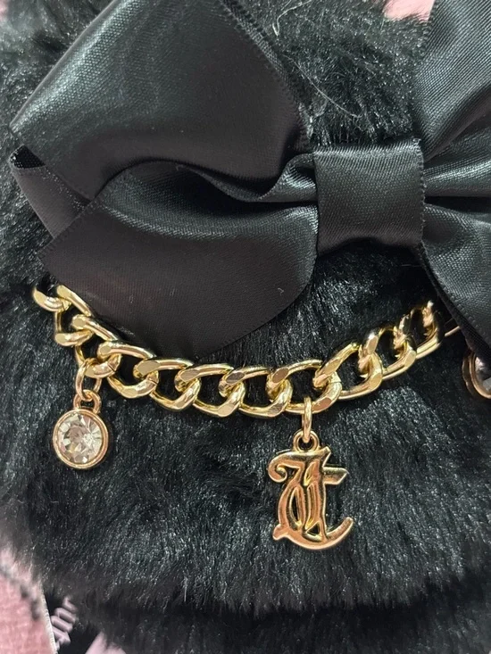 Juicy Couture Black Faux Fur Slide Slippers with Satin Bow & Gold Chain - Picture 2 of 6